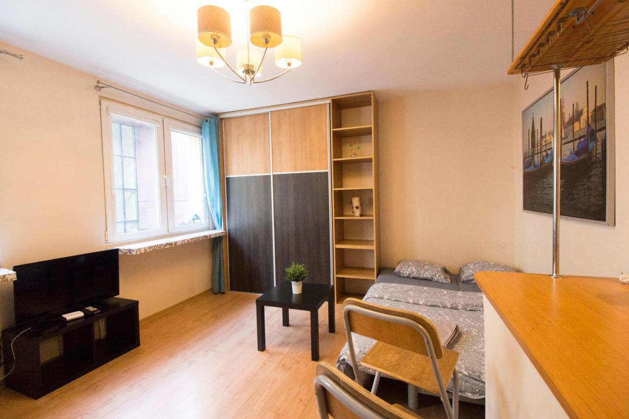 Happy Apartments - Economy Vratislav Exteriér fotografie