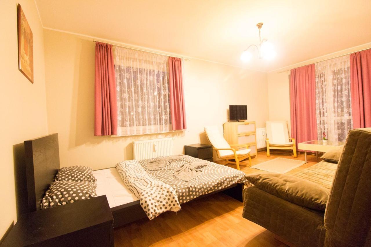 Happy Apartments - Economy Vratislav Exteriér fotografie
