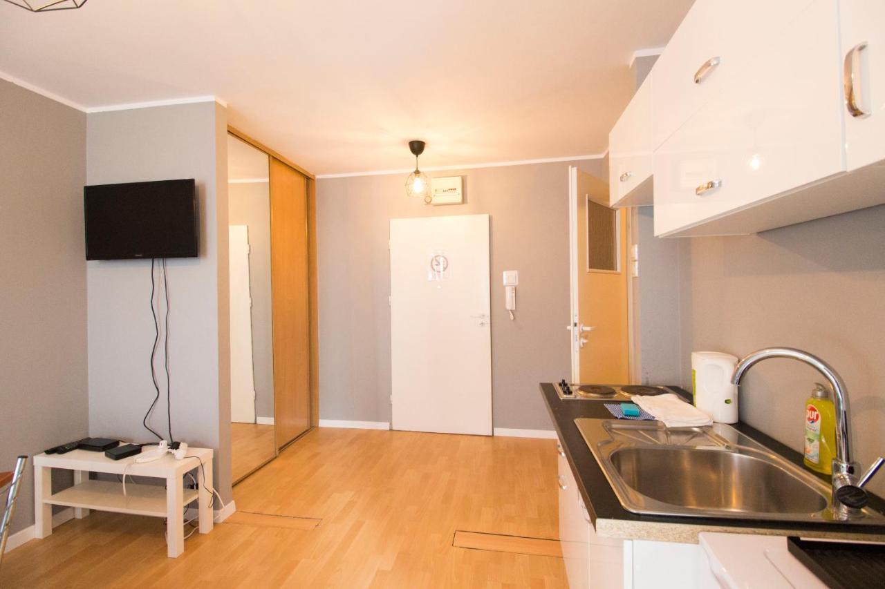 Happy Apartments - Economy Vratislav Exteriér fotografie