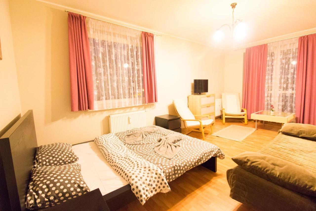 Happy Apartments - Economy Vratislav Exteriér fotografie